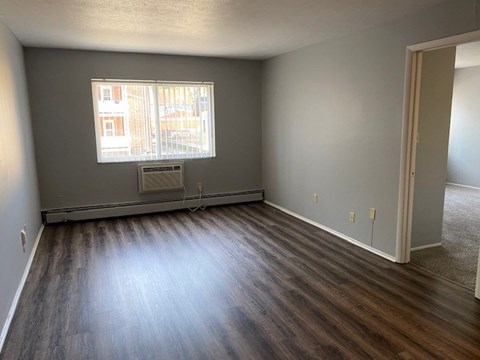 1 Bedroom Living Room